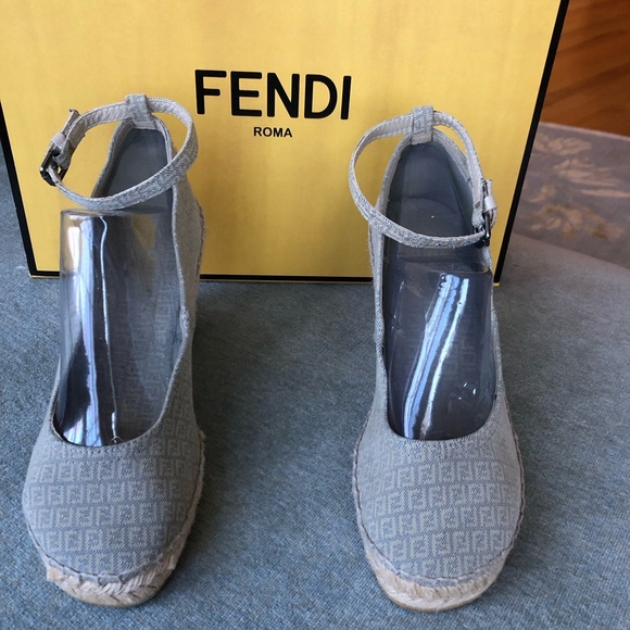 Designer shoes (Fendi) - Picture 3 of 8